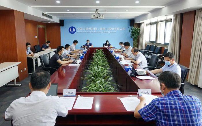 學(xué)深悟透指示精神 凝心聚力加快發(fā)展——三峽新能源各級(jí)組織深入學(xué)習(xí)貫徹習(xí)近平總書(shū)記對(duì)金沙江烏東德水電站首批機(jī)組投產(chǎn)發(fā)電重要指示精神