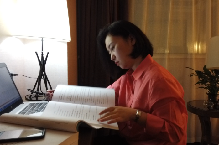 2、毛晶晶（為推進(jìn)項(xiàng)目落地，夙夜在公）